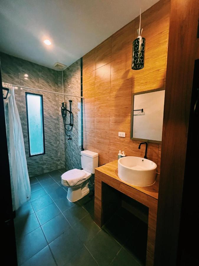 Vivi Hotel Resort Phuket ภายนอก รูปภาพ
